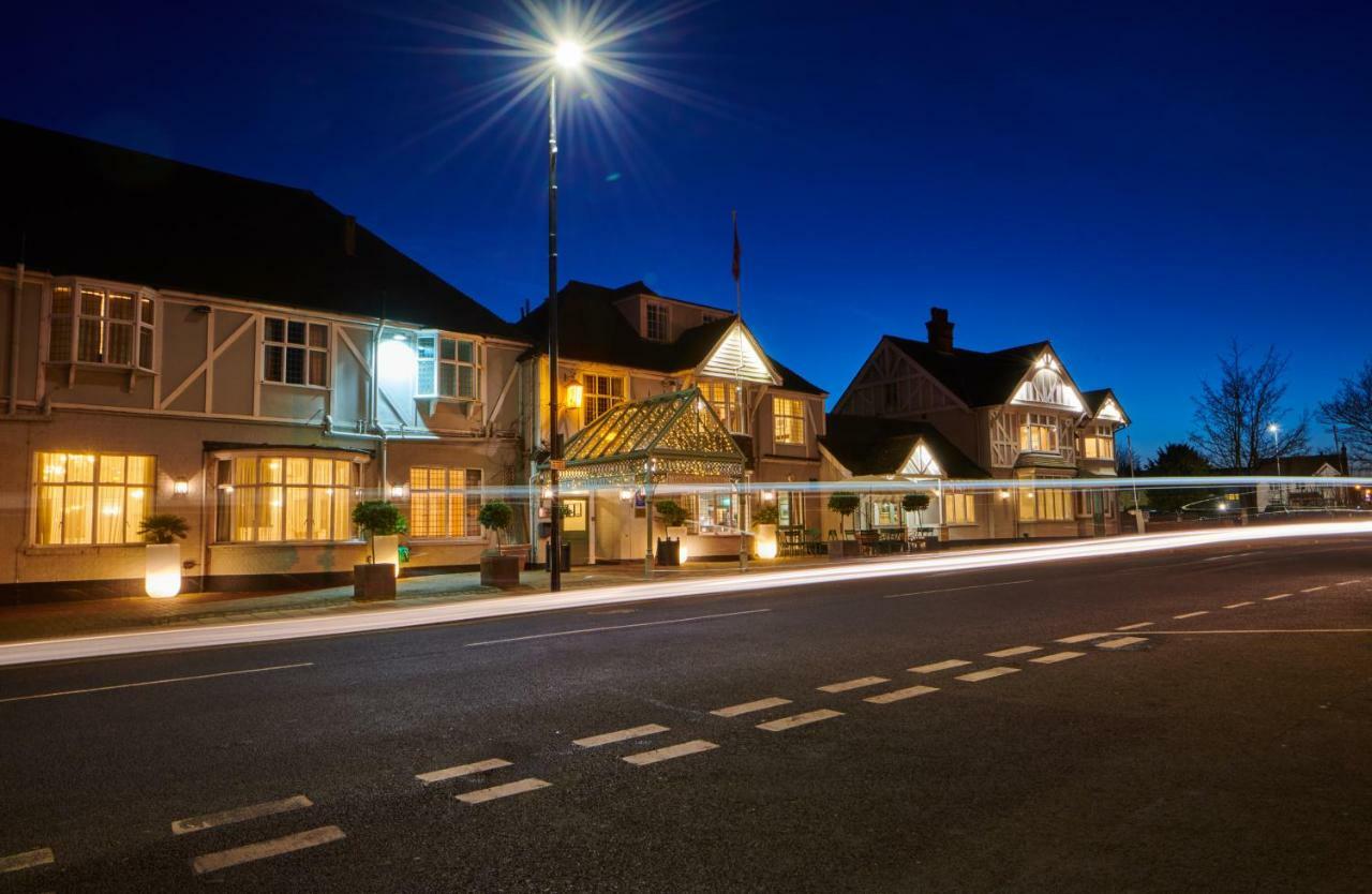 County Hotel Chelmsford Exterior photo